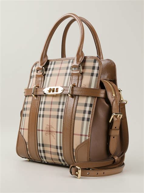 burberry hanbag